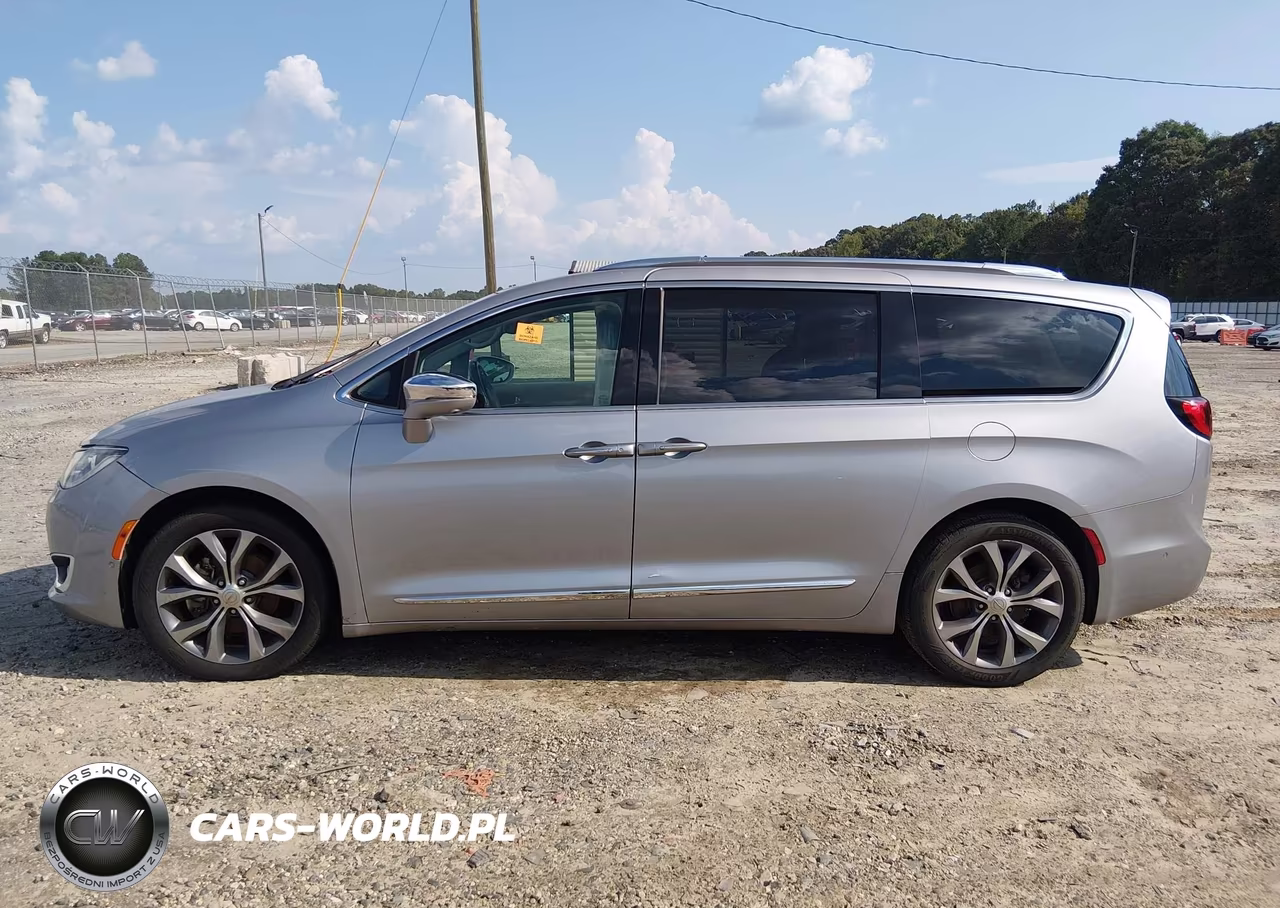 2018 Chrysler Pacifica Limited VIN:2C4RC1GG6JR226283 - 14