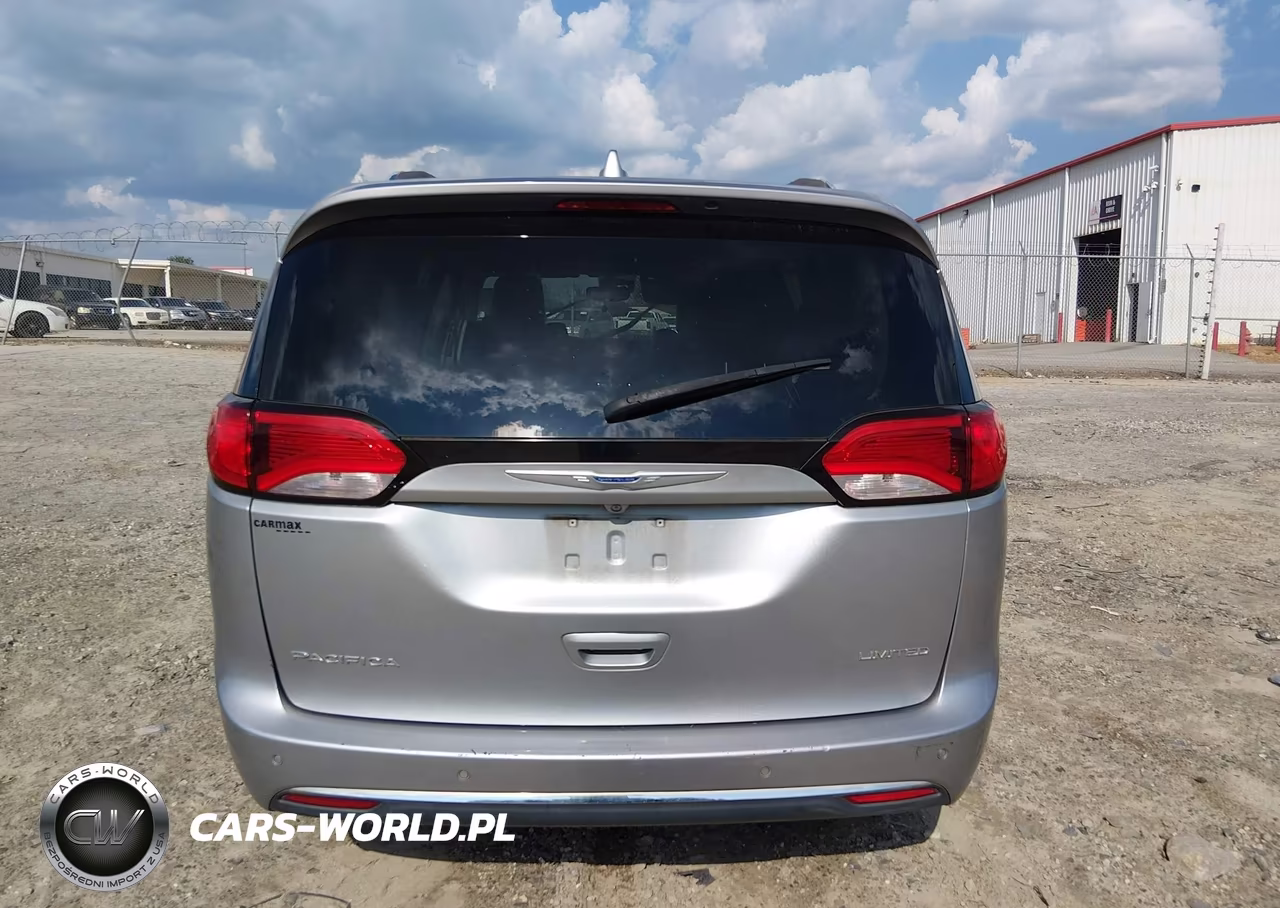 2018 Chrysler Pacifica Limited VIN:2C4RC1GG6JR226283 - 16