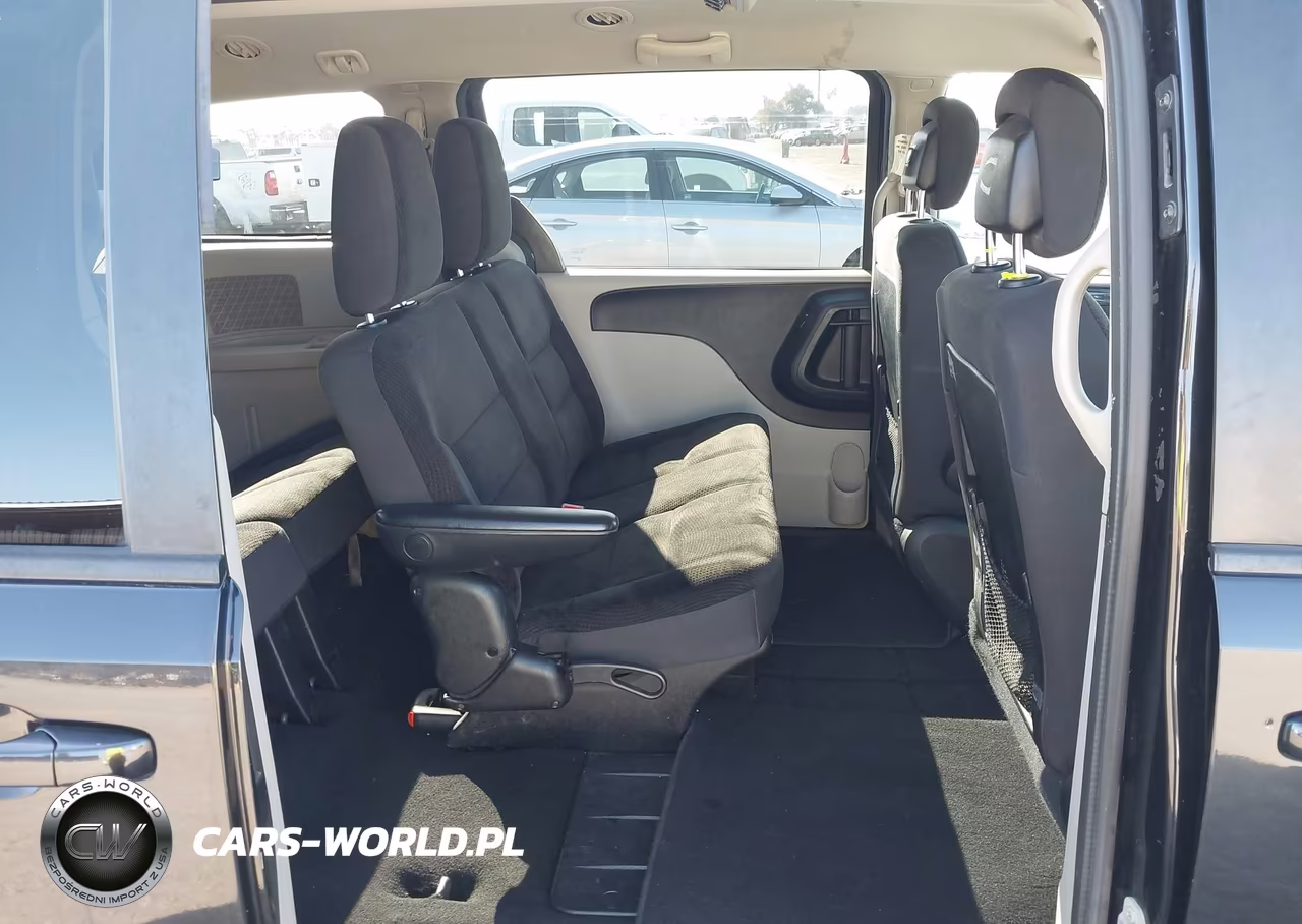 2018 Dodge Grand Caravan Se VIN:2C4RDGBG5JR296784 - 8
