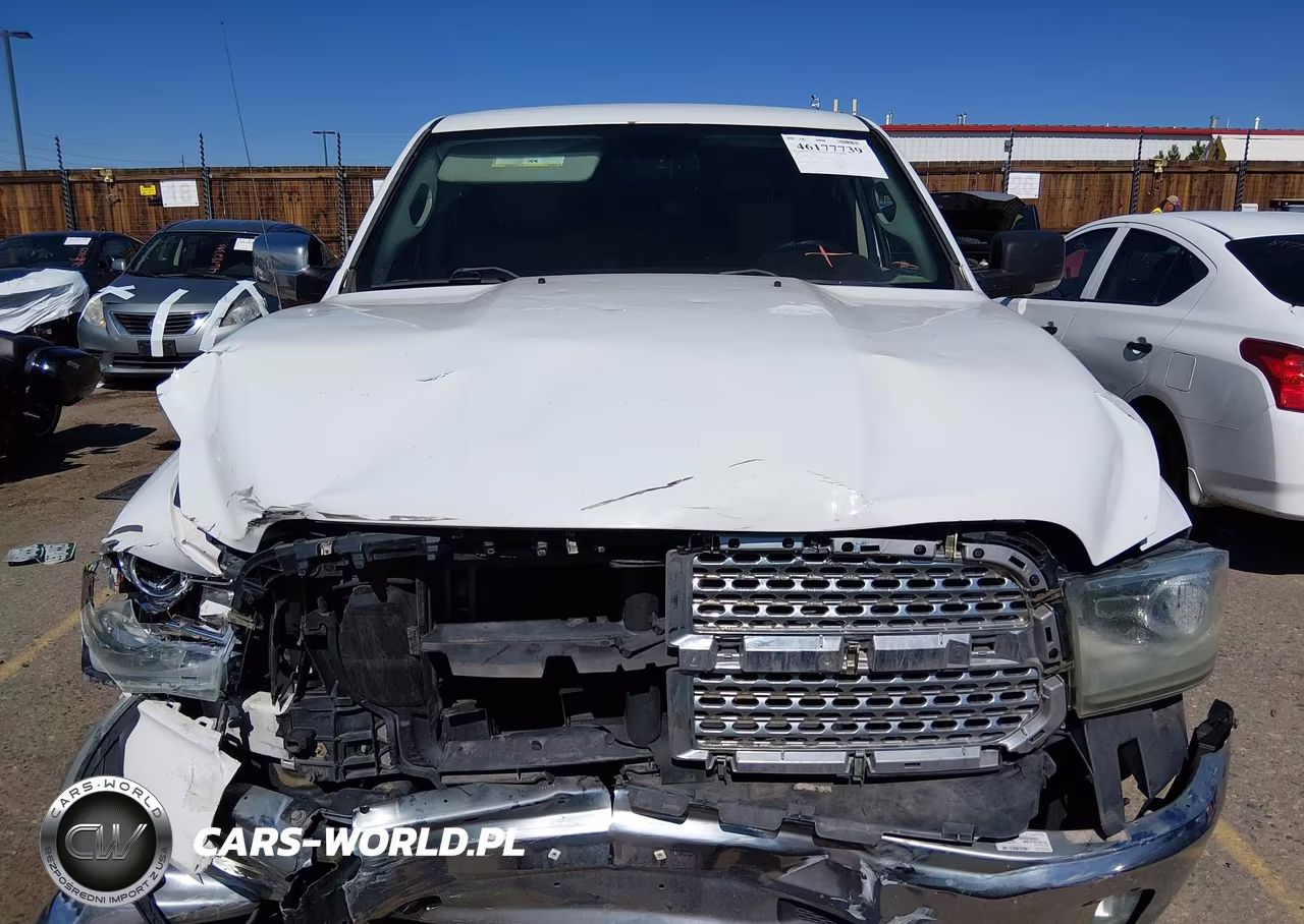2016 Ram 1500 Laramie VIN:1C6RR7NT5GS125493 - 13