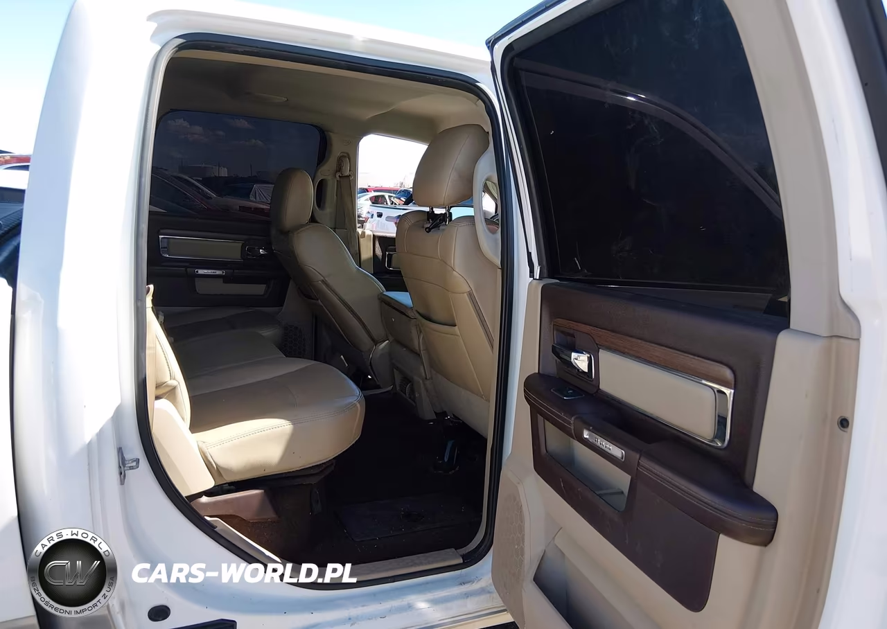 2016 Ram 1500 Laramie VIN:1C6RR7NT5GS125493 - 8