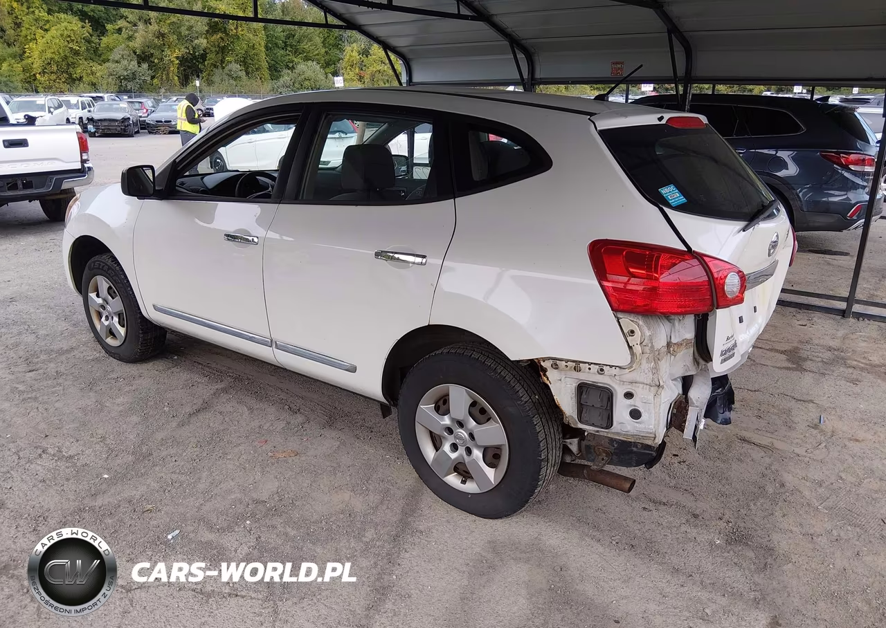 2014 Nissan Rogue Select S VIN:JN8AS5MV0EW700899 - 3
