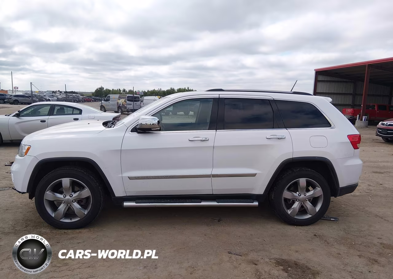 2013 Jeep Grand Cherokee Overland VIN:1C4RJFCG4DC610391 - 15