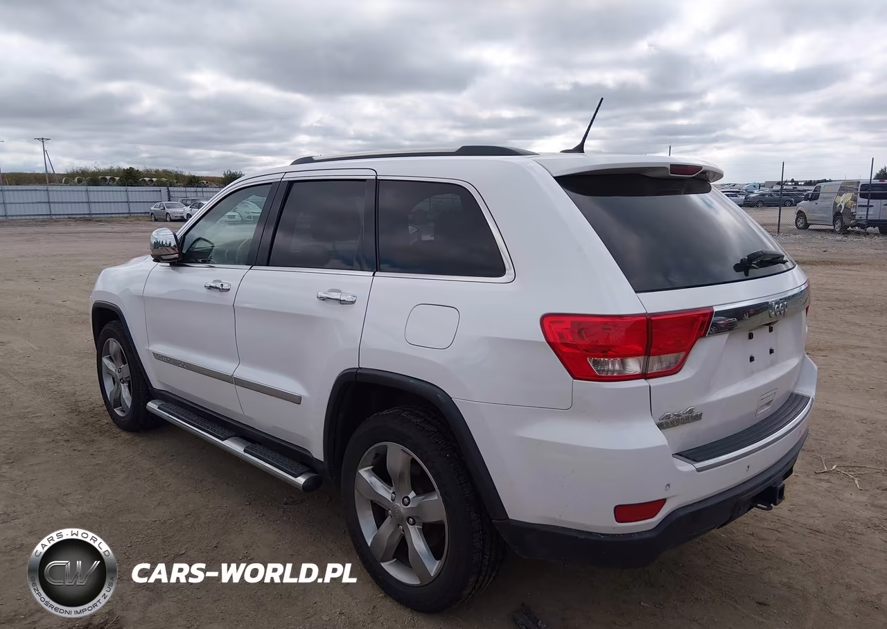 2013 Jeep Grand Cherokee Overland VIN:1C4RJFCG4DC610391 - 3