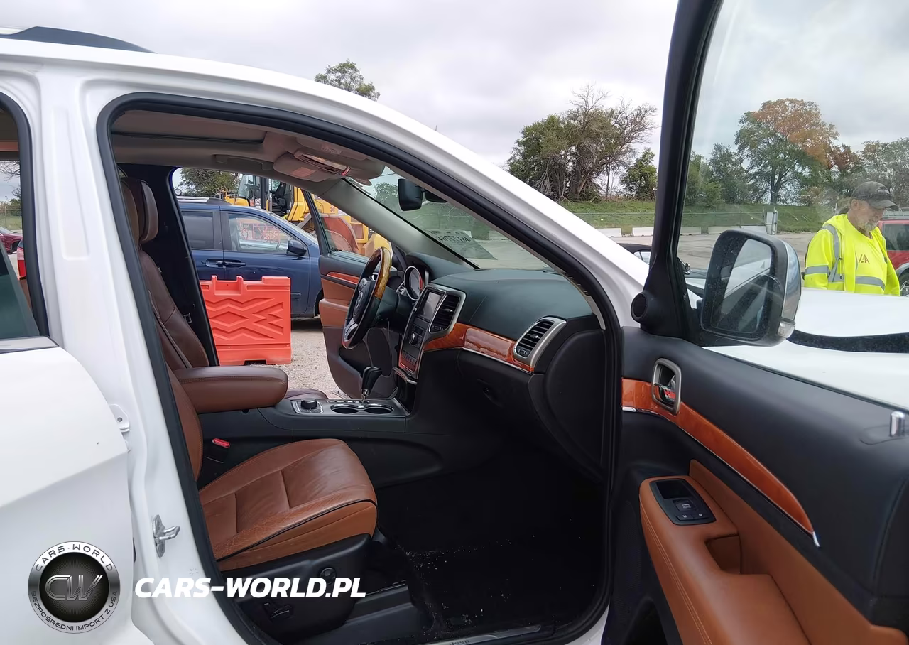 2013 Jeep Grand Cherokee Overland VIN:1C4RJFCG4DC610391 - 5