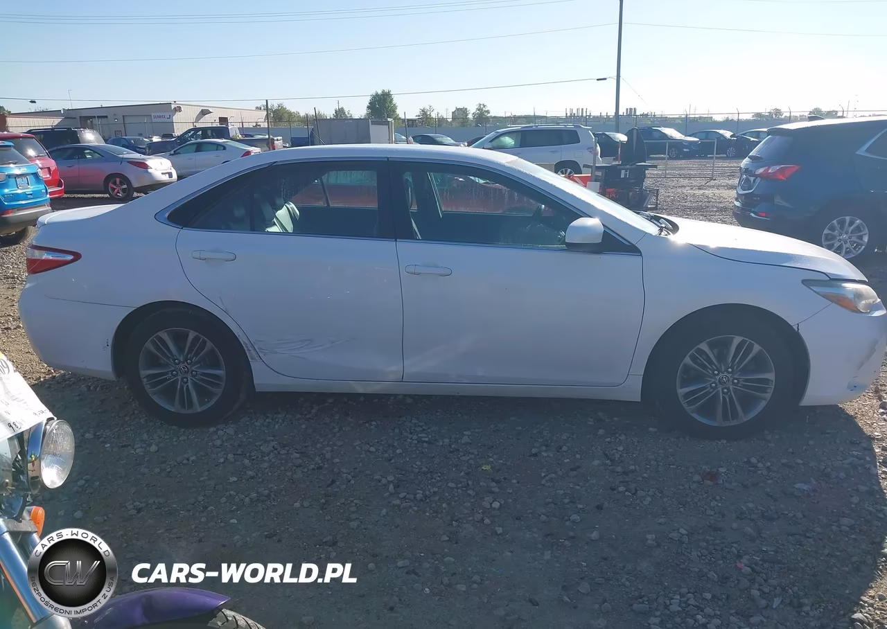 2015 Toyota Camry Se VIN:4T1BF1FK9FU005216 - 13
