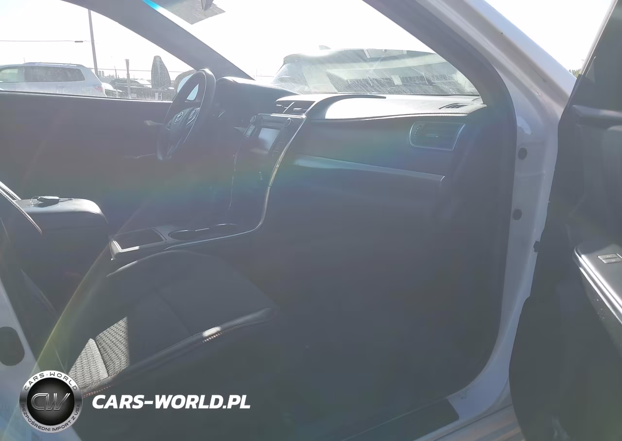2015 Toyota Camry Se VIN:4T1BF1FK9FU005216 - 5