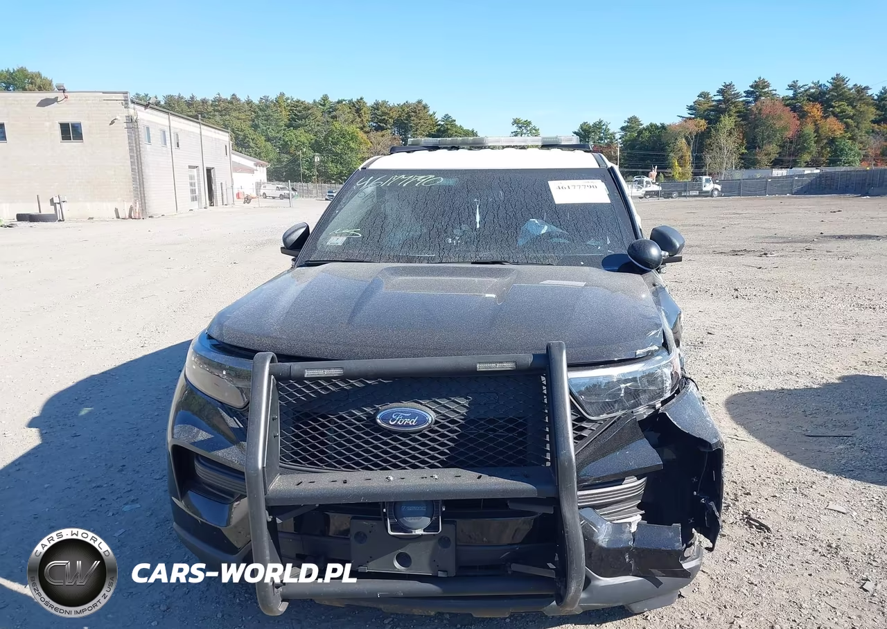 2022 Ford Police Interceptor Utility VIN:1FM5K8AB9NGA02127 - 11