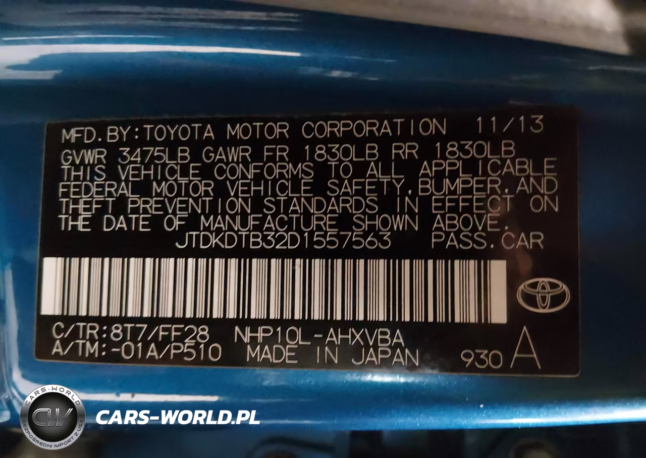 2013 Toyota Prius C Two VIN:JTDKDTB32D1557563 - 9