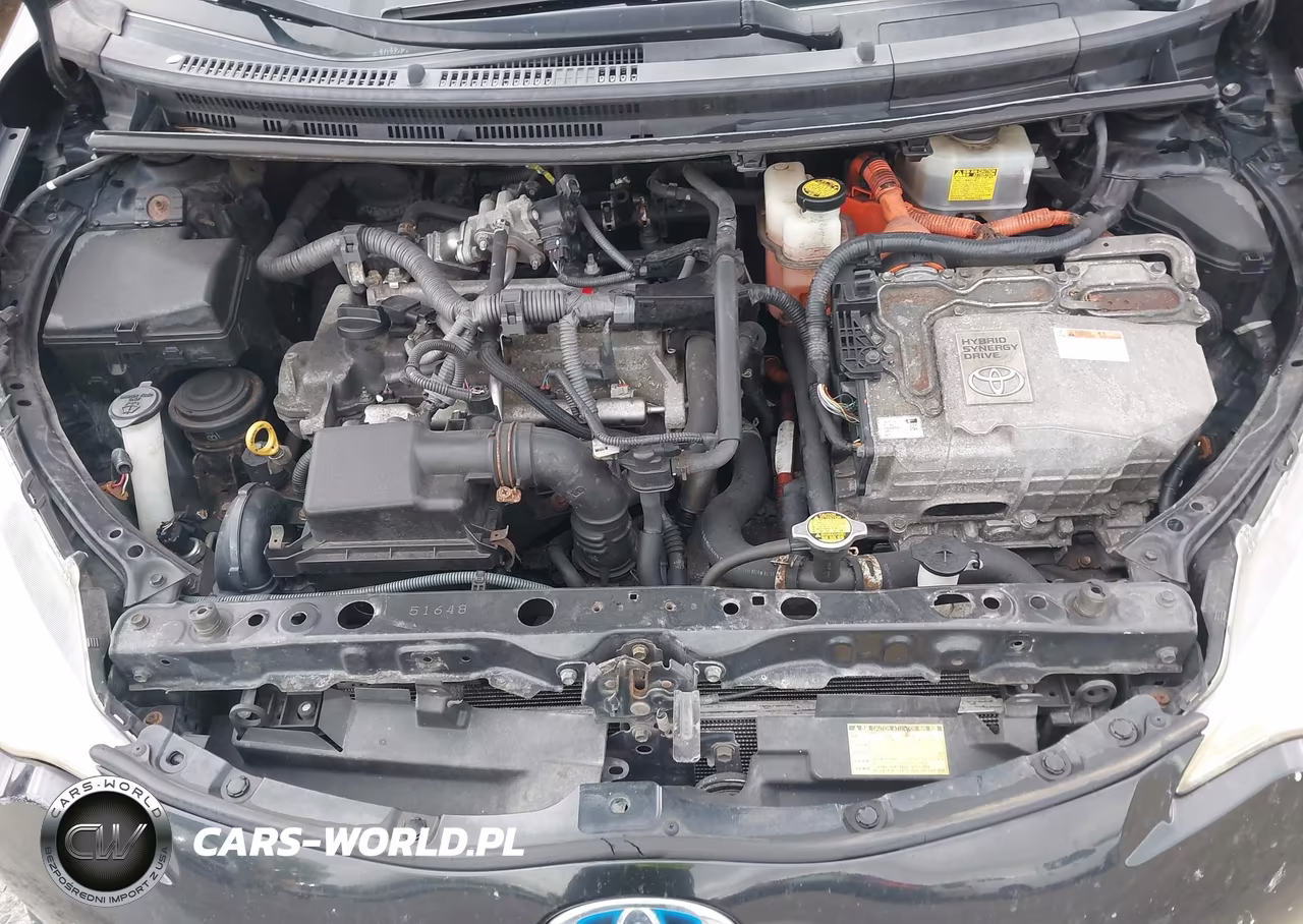 2012 Toyota Prius C Two VIN:JTDKDTB38C1520645 - 10