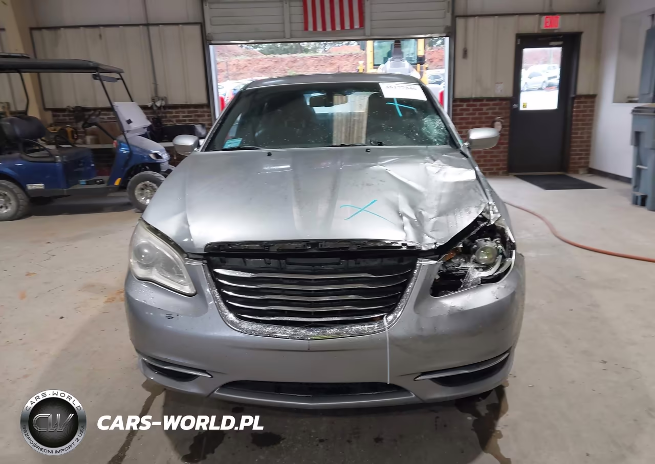 2013 Chrysler 200 Touring VIN:1C3CCBBB8DN683450 - 12