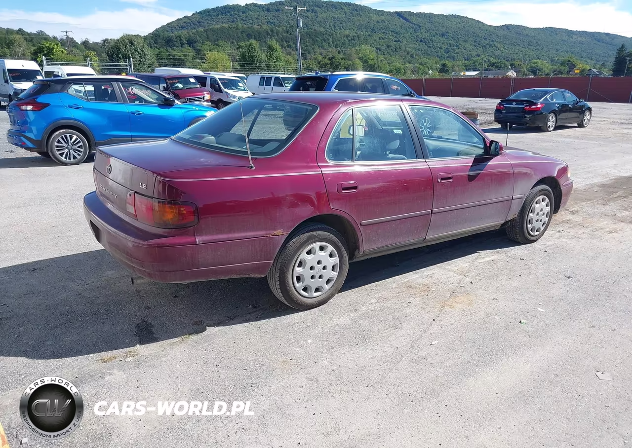 1996 Toyota Camry Dx-Le-Xle VIN:4T1BG12K5TU770177 - 4