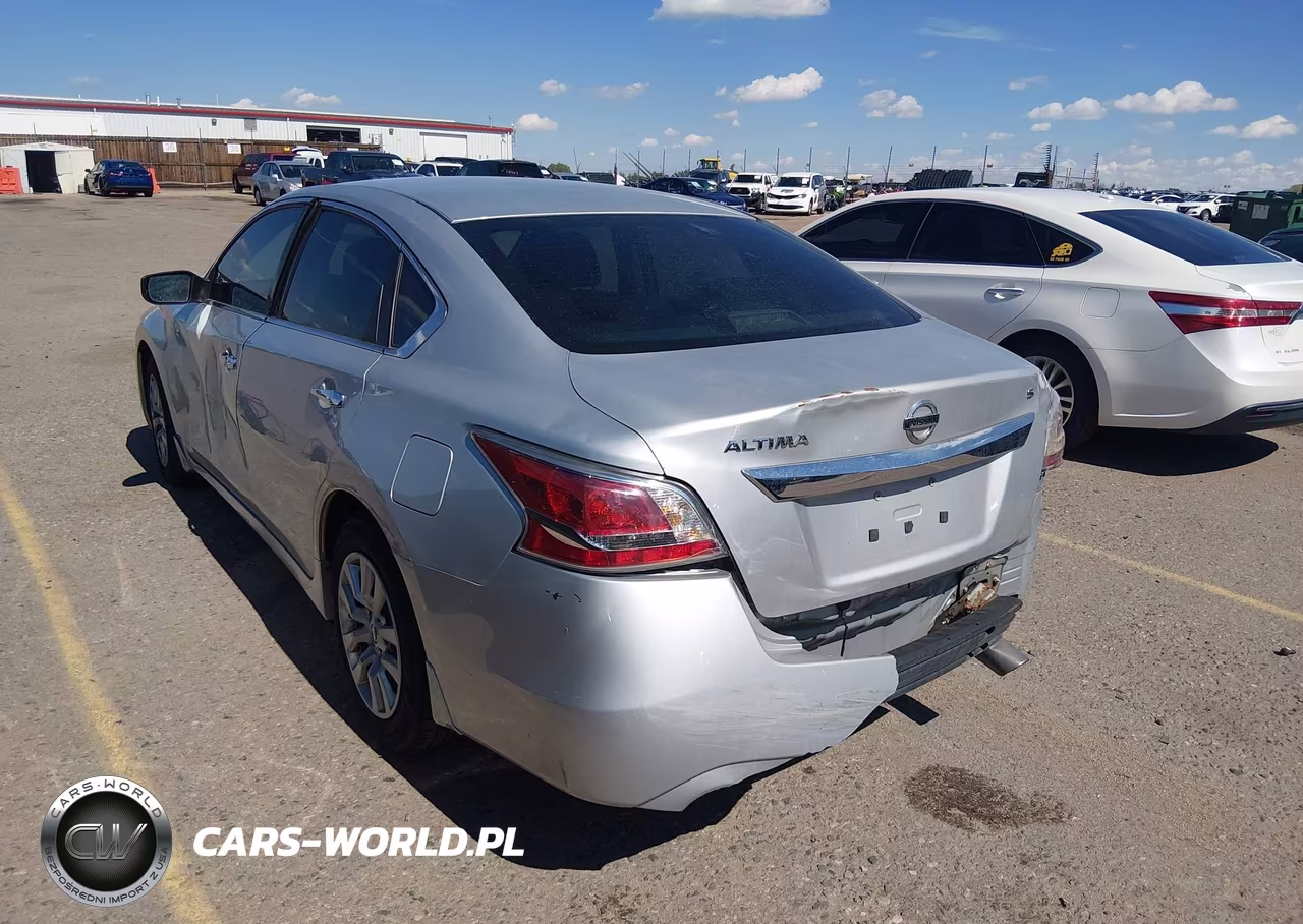 2015 Nissan Altima 2.5 S VIN:1N4AL3AP8FC458603 - 3