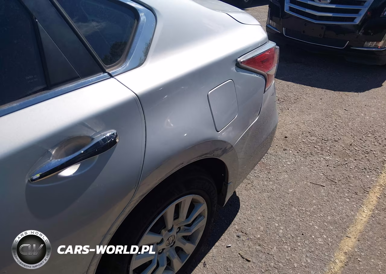 2015 Nissan Altima 2.5 S VIN:1N4AL3AP8FC458603 - 6