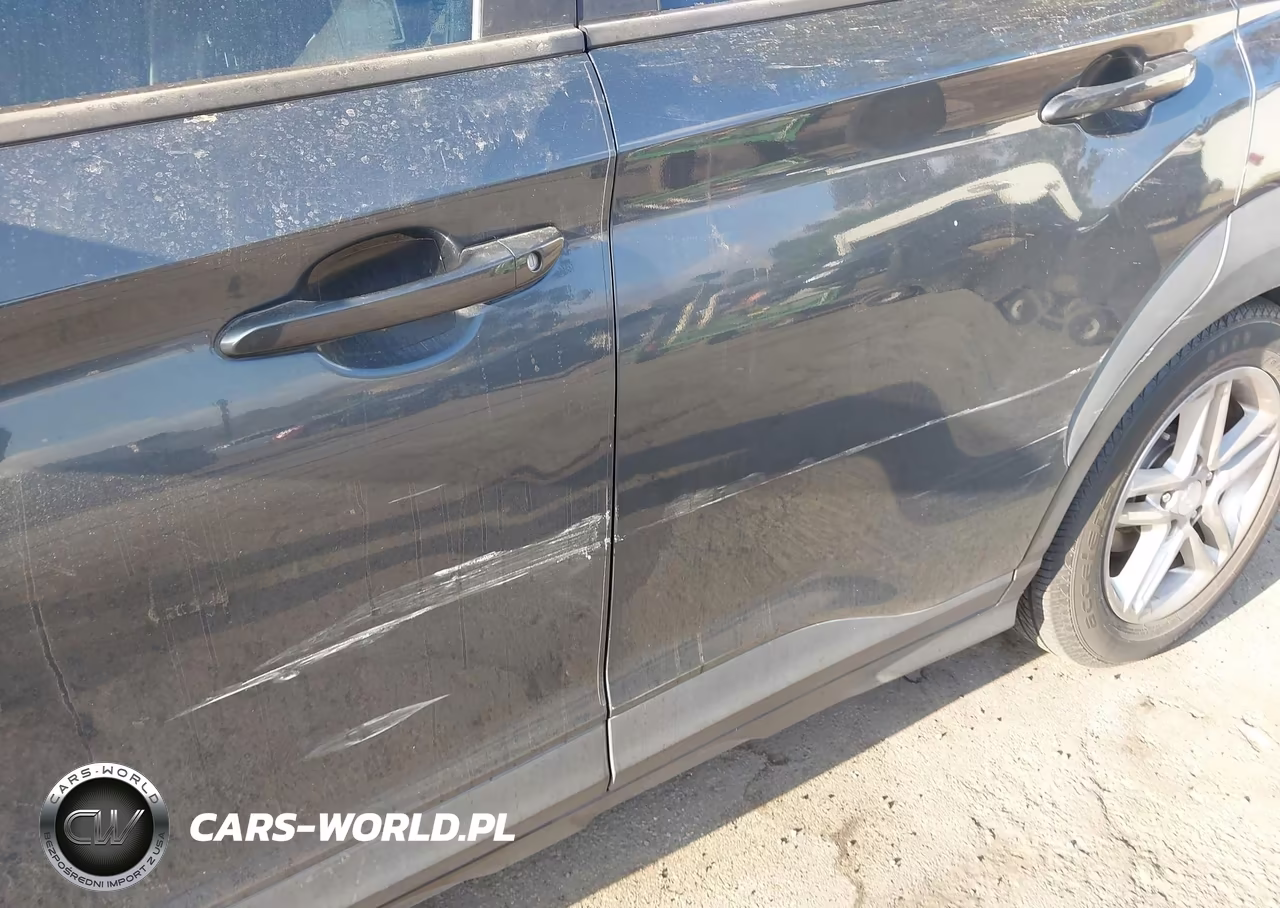2018 Hyundai Kona Se VIN:KM8K12AA8JU156527 - 17