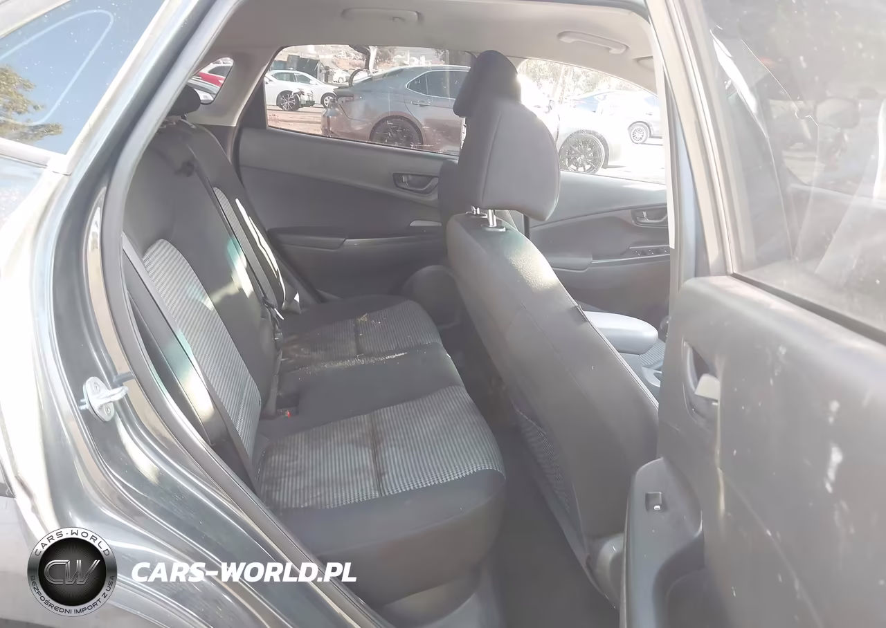2018 Hyundai Kona Se VIN:KM8K12AA8JU156527 - 8