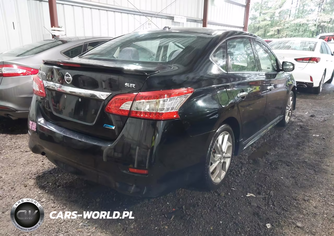 2014 Nissan Sentra Sr VIN:3N1AB7AP2EY318799 - 4