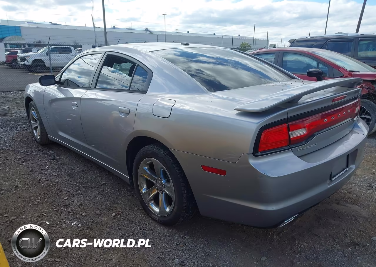2013 Dodge Charger Se VIN:2C3CDXBG1DH738562 - 3