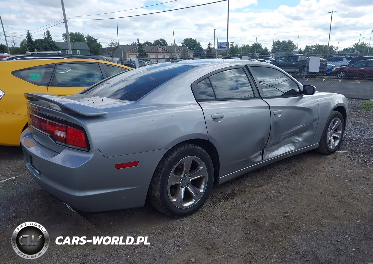 2013 Dodge Charger Se VIN:2C3CDXBG1DH738562 - 4