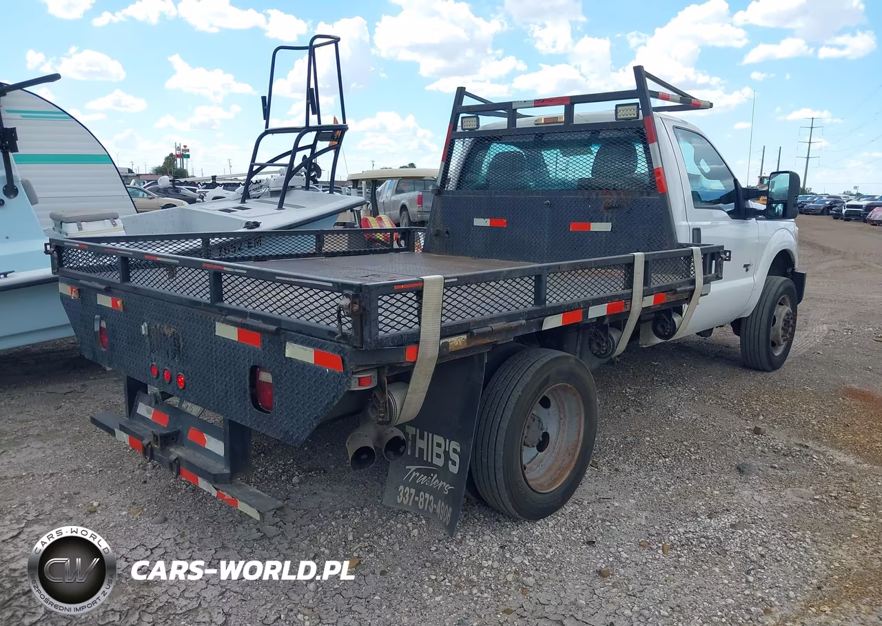 2013 Ford F-450 Chassis Xl VIN:1FDUF4GT6DEB12202 - 4
