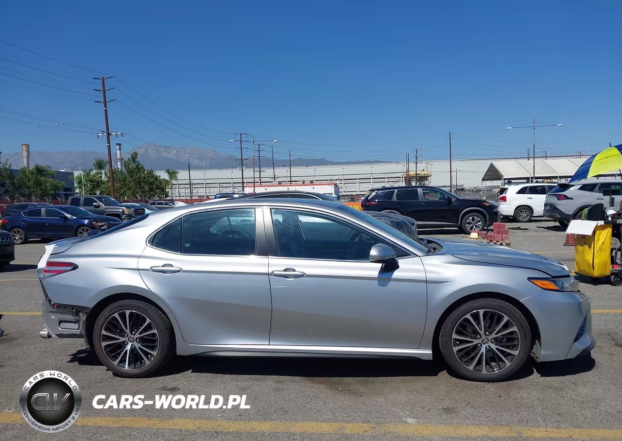 2020 Toyota Camry Se VIN:4T1G11AKXLU965281 - 14