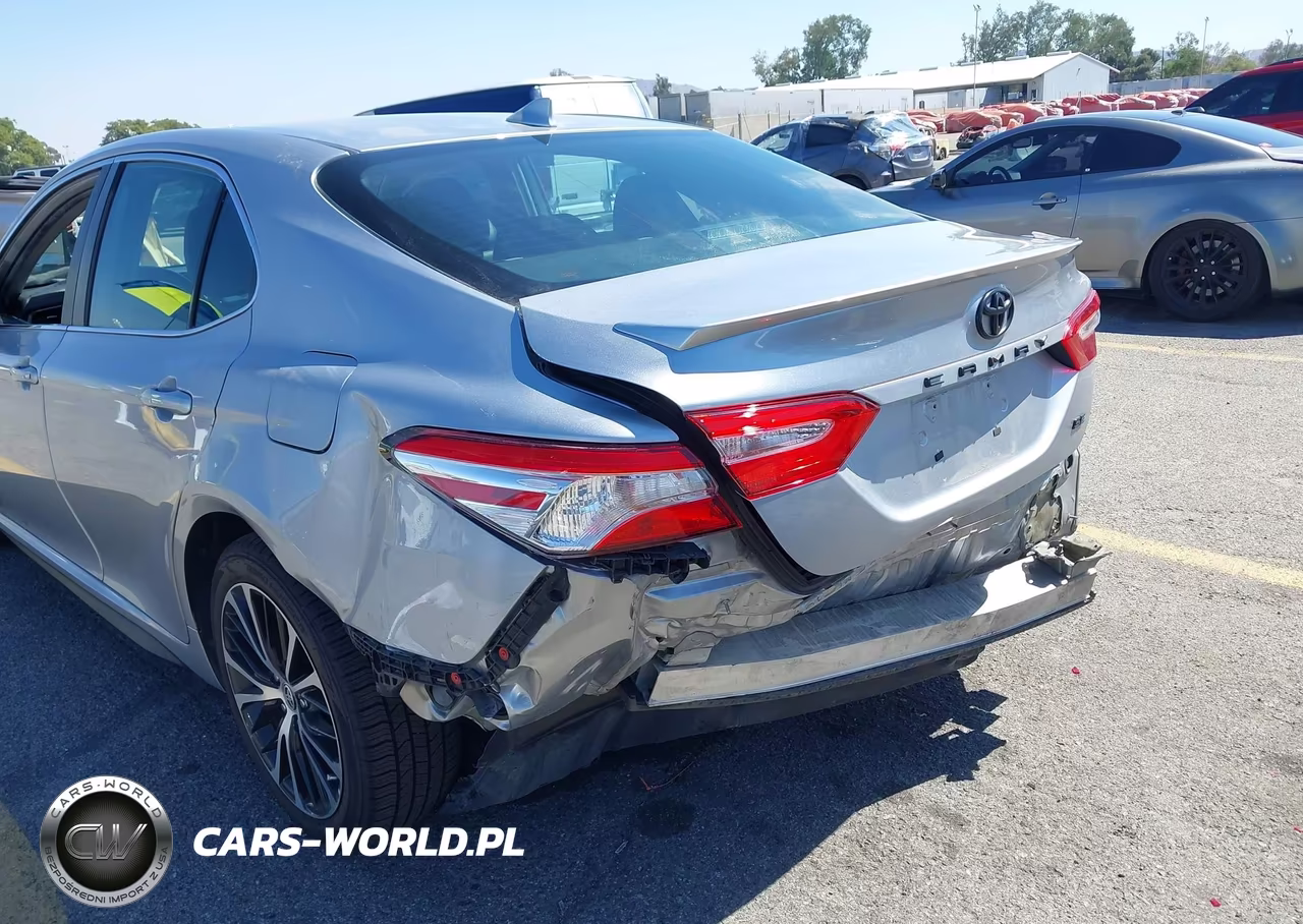 2020 Toyota Camry Se VIN:4T1G11AKXLU965281 - 21