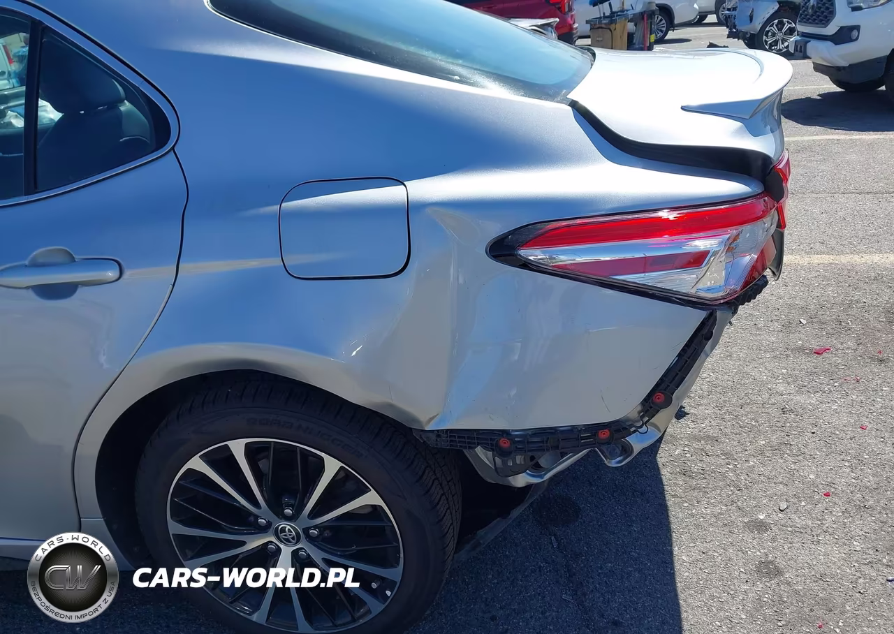 2020 Toyota Camry Se VIN:4T1G11AKXLU965281 - 22