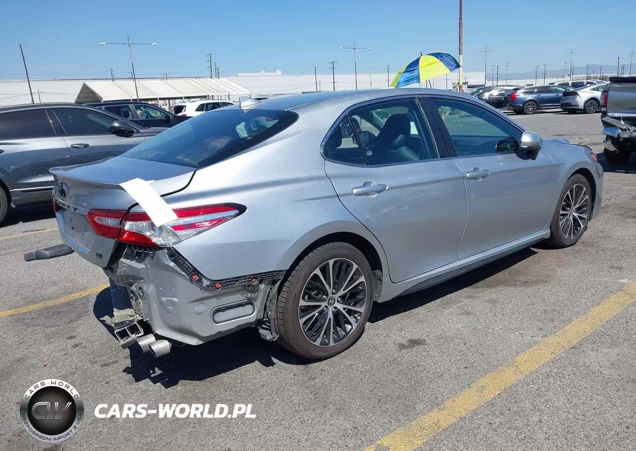 2020 Toyota Camry Se VIN:4T1G11AKXLU965281 - 4