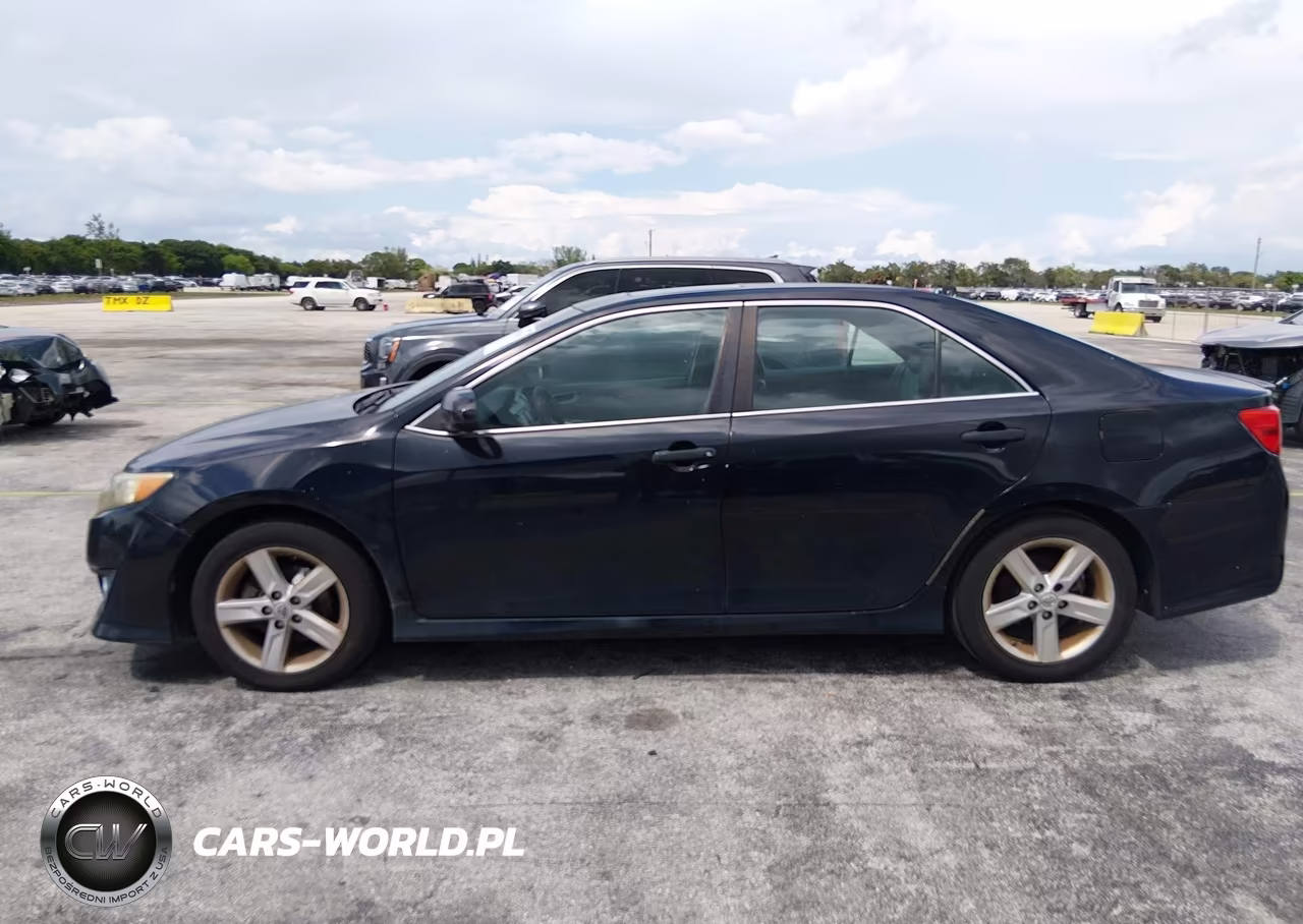 2013 Toyota Camry Se VIN:4T1BF1FK8DU271257 - 14