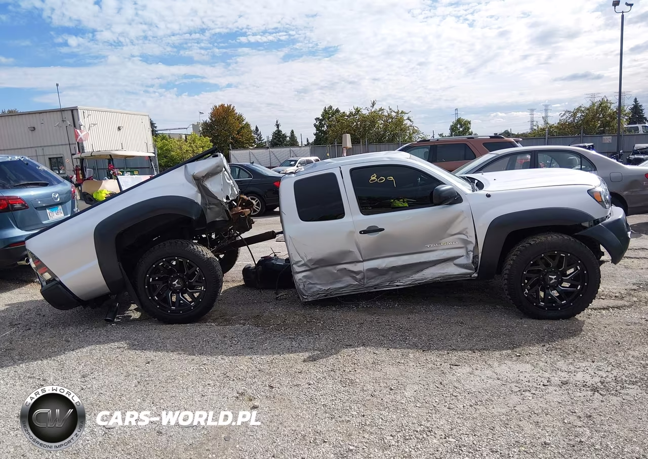 2007 Toyota Tacoma Base V6 VIN:5TEUU42N37Z421968 - 13