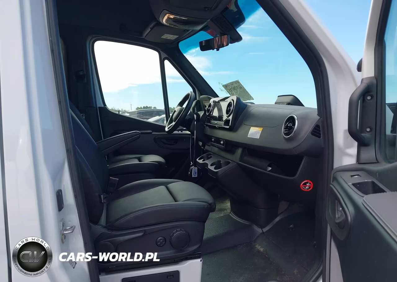 2025 Mercedes-Benz Sprinter 2500 Standard Roof 4-Cyl Diesel VIN:W1W4KBHY5ST197366 - 5
