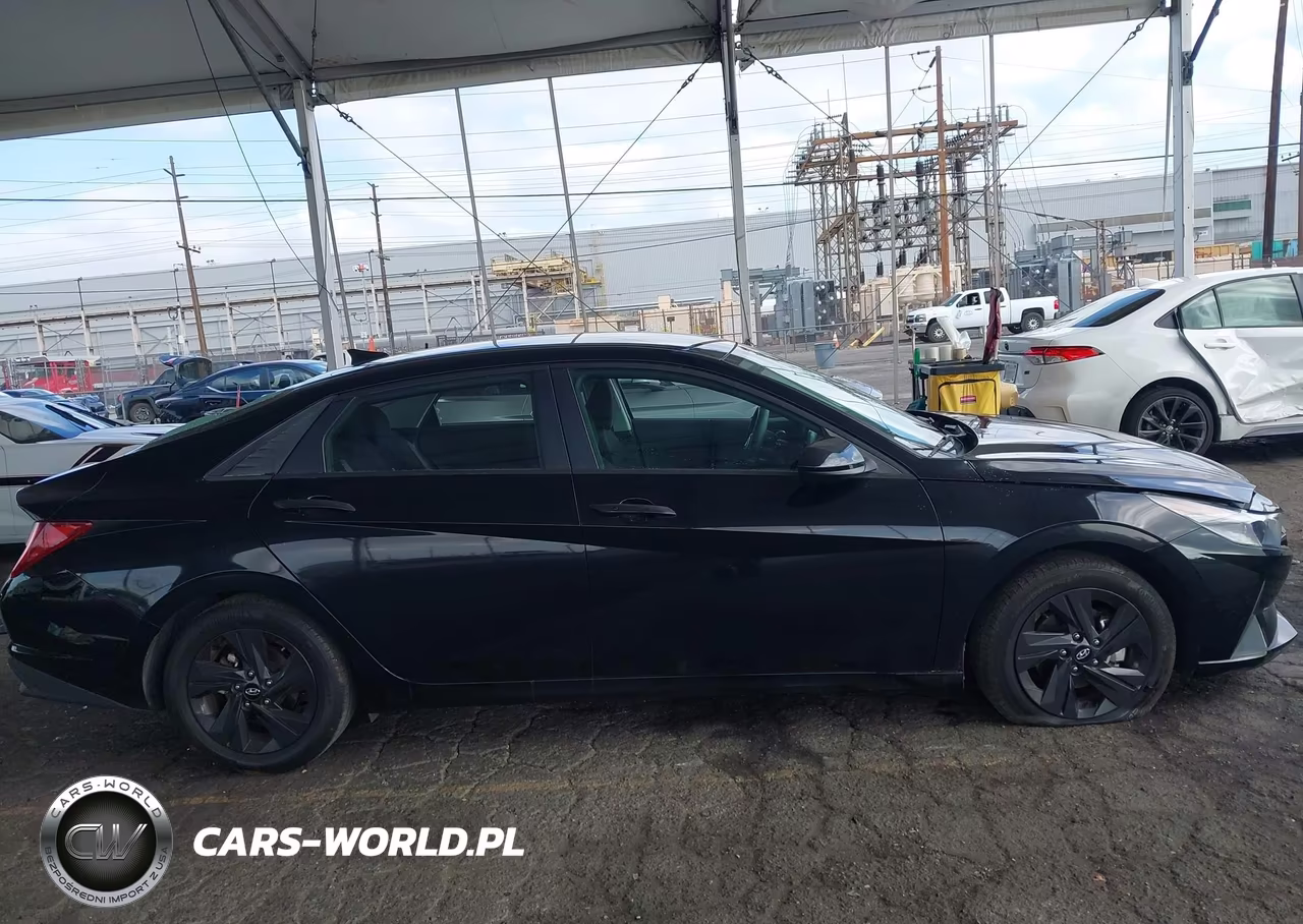 2021 Hyundai Elantra Sel VIN:5NPLM4AG3MH024340 - 13
