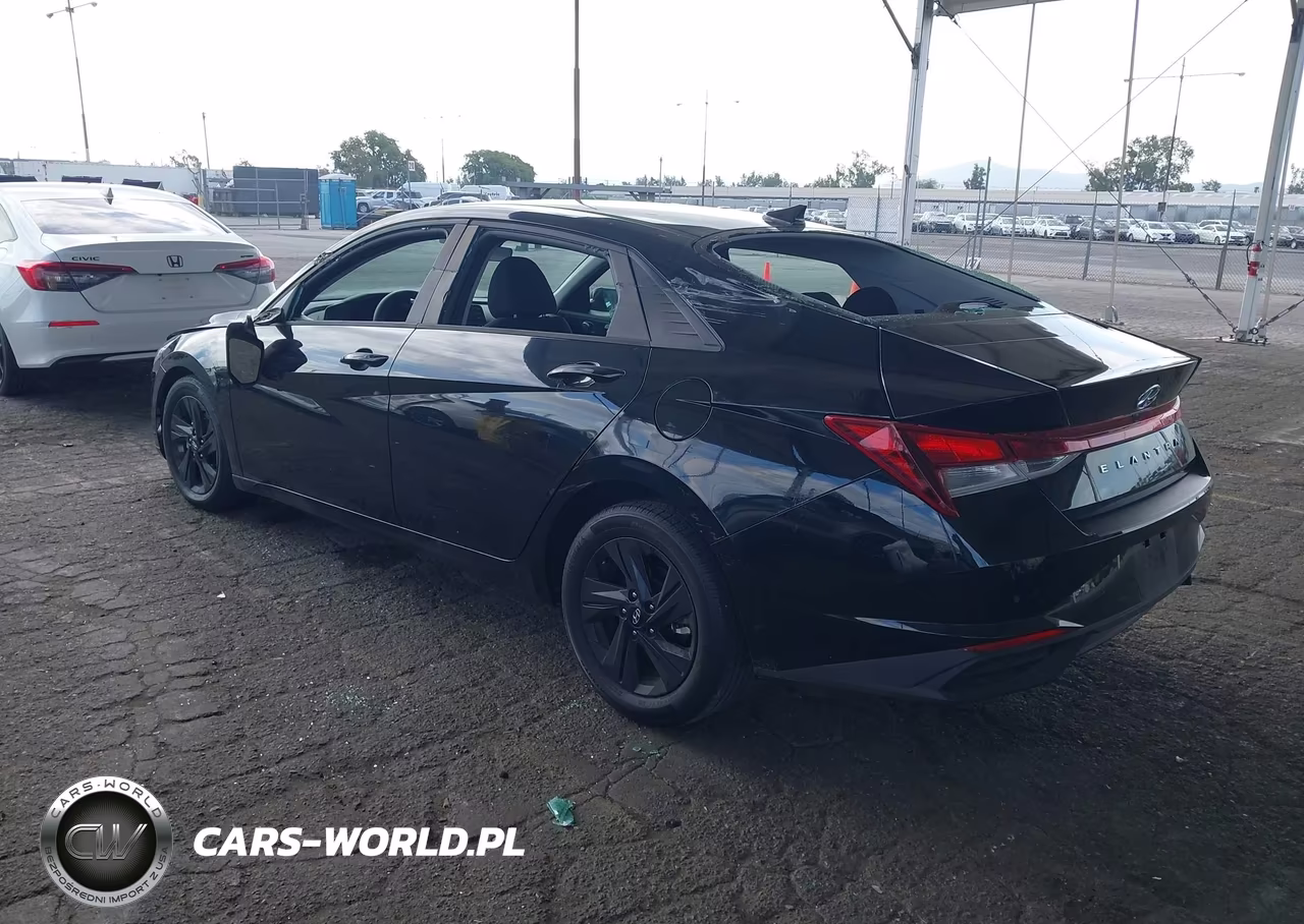 2021 Hyundai Elantra Sel VIN:5NPLM4AG3MH024340 - 3