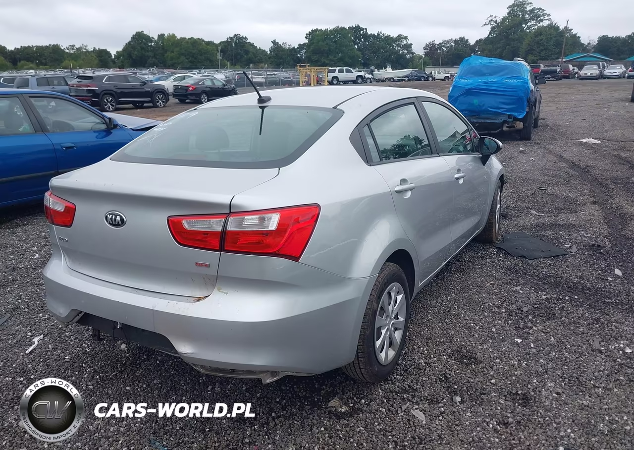 2017 Kia Rio Lx VIN:KNADM4A3XH6106449 - 4