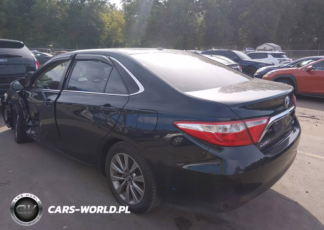 2017 Toyota Camry Xle VIN:4T1BF1FKXHU369714 - 3