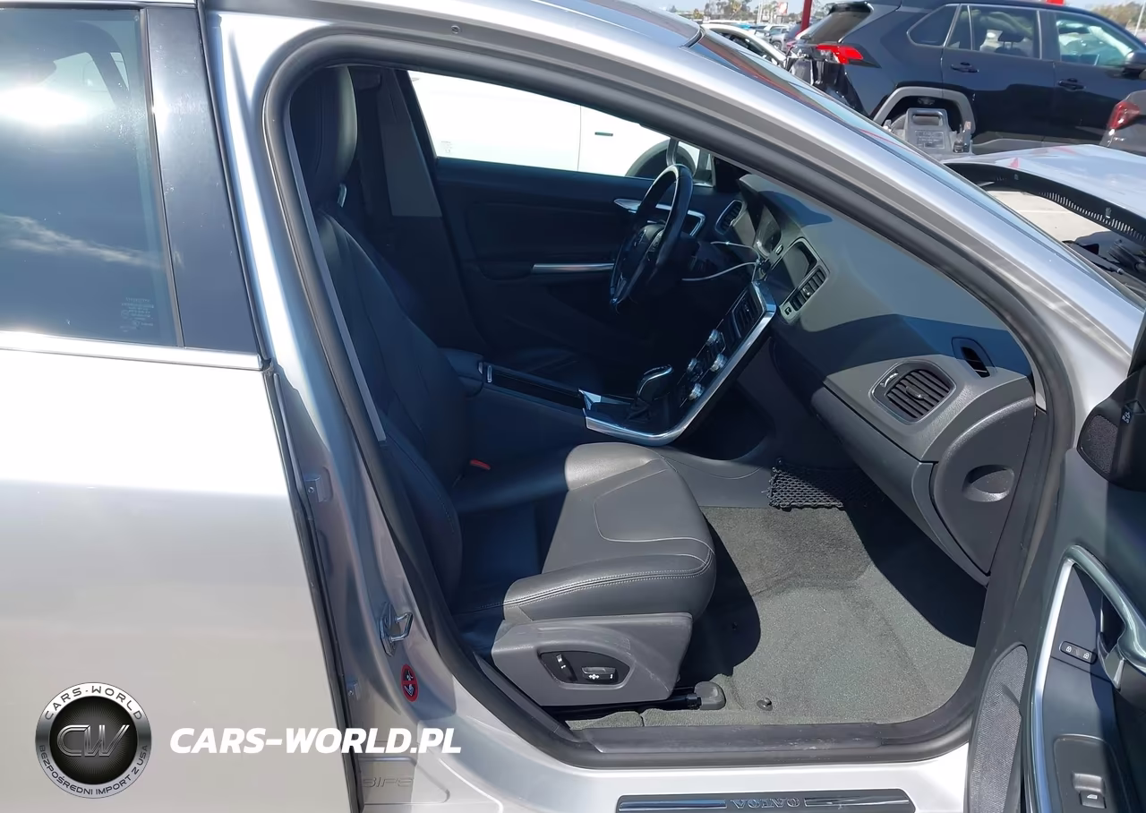2015 Volvo S60 T5 Premier VIN:YV140MFK2F1340491 - 5