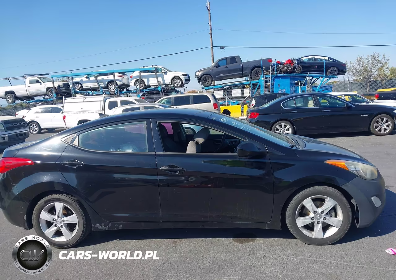 2013 Hyundai Elantra Gls VIN:5NPDH4AE5DH280051 - 13