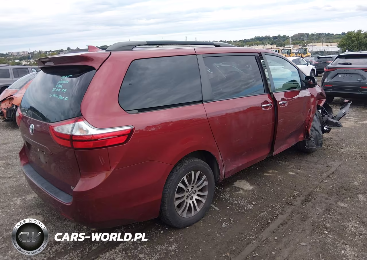 2018 Toyota Sienna Xle Premium 8 Passenger VIN:5TDYZ3DC2JS954567 - 4