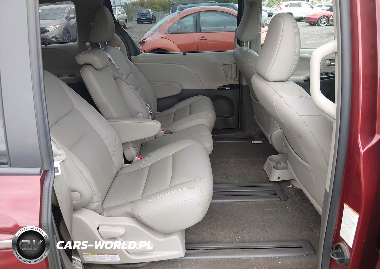 2018 Toyota Sienna Xle Premium 8 Passenger VIN:5TDYZ3DC2JS954567 - 8