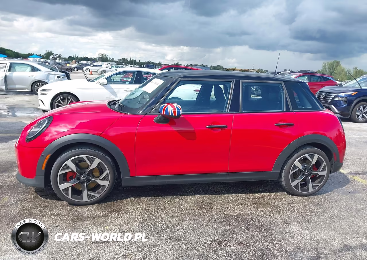 2025 Mini Hardtop Cooper S VIN:WMW53GD00S2W68515 - 14