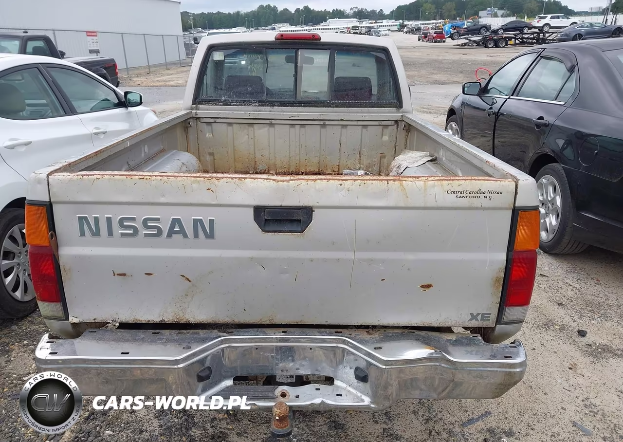 1997 Nissan 4X2 Truck Xe VIN:1N6SD11S2VC392288 - 8