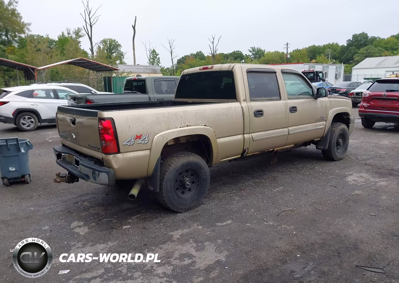 2004 Chevrolet Silverado 2500Hd Ls VIN:1GCHK23114F116114 - 4