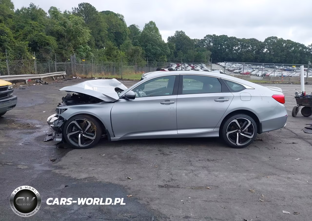 2019 Honda Accord Sport VIN:1HGCV1F3XKA099642 - 15