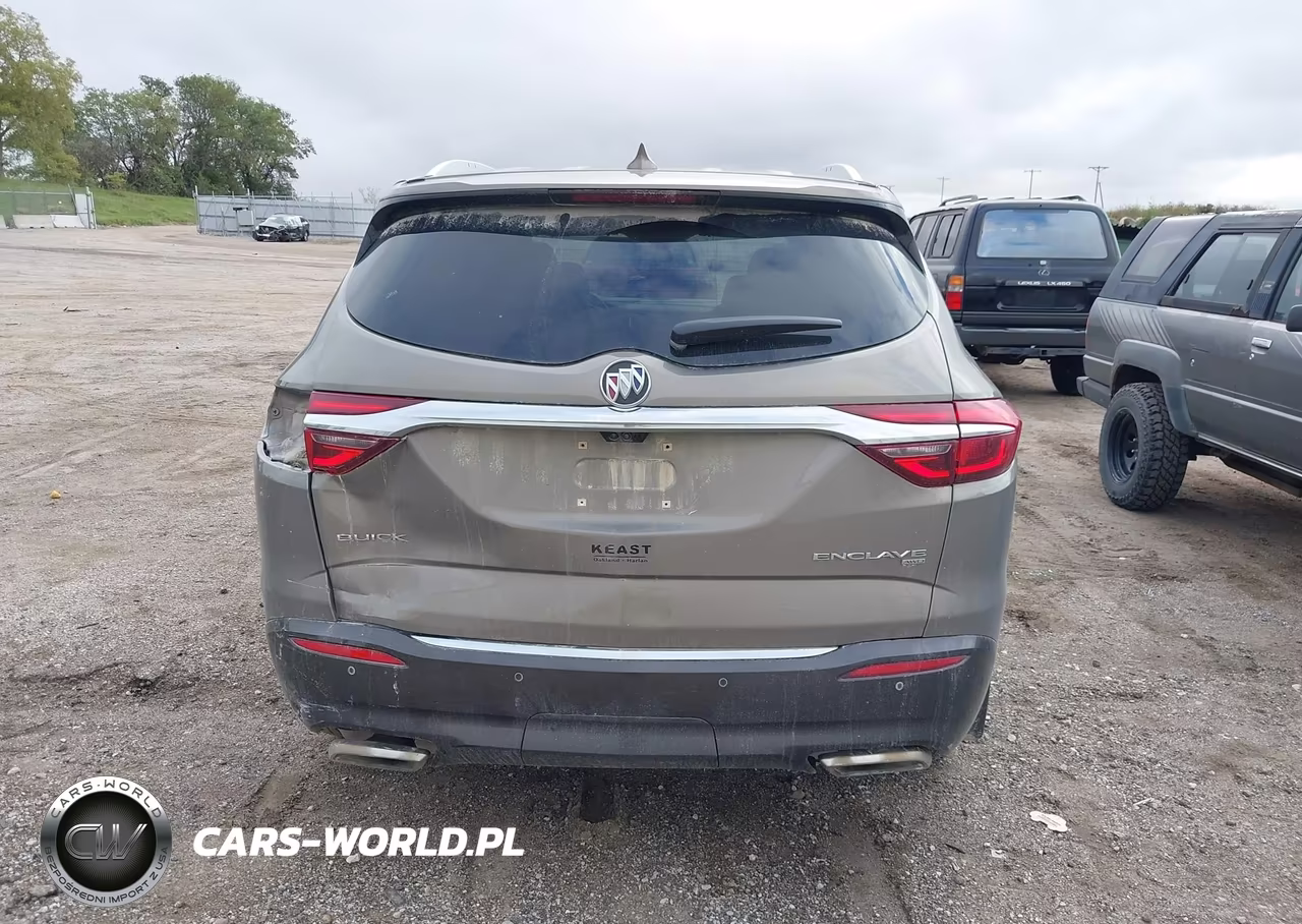 2018 Buick Enclave Essence VIN:5GAEVAKW9JJ188710 - 17