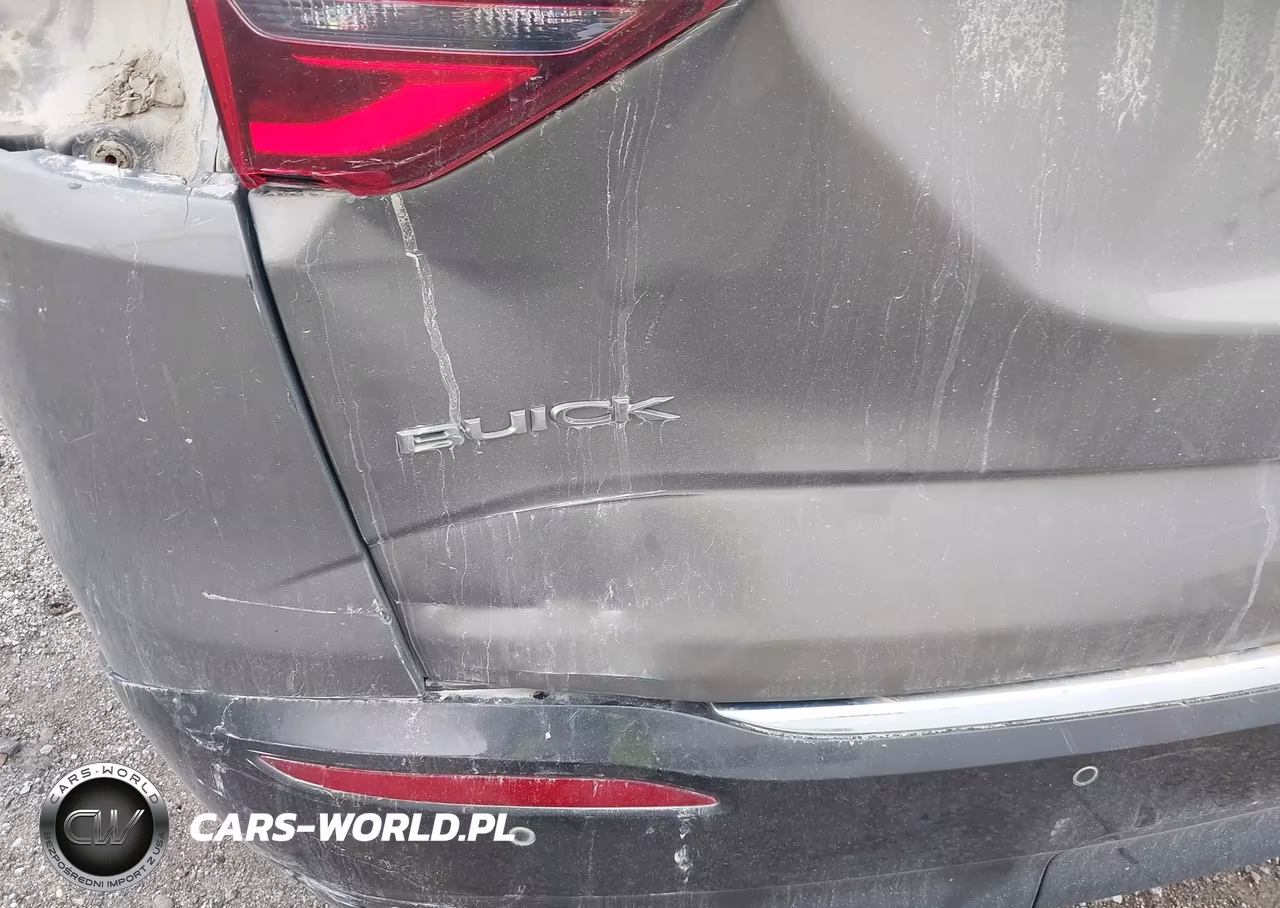 2018 Buick Enclave Essence VIN:5GAEVAKW9JJ188710 - 18