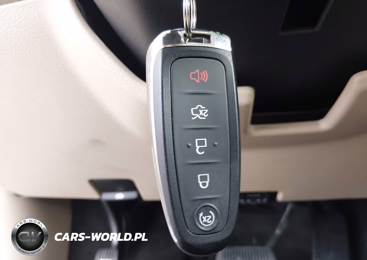 2016 Ford Taurus Limited VIN:1FAHP2F82GG150075 - 11