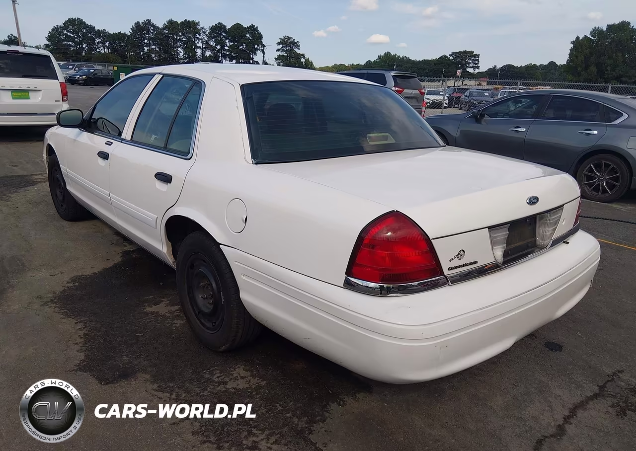 2004 Ford Crown Victoria Standard VIN:2FAFP73W34X136182 - 3