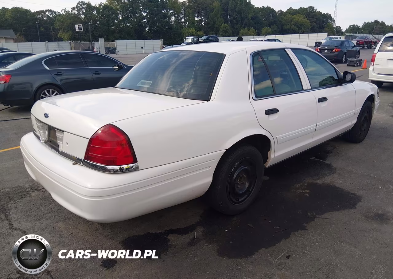 2004 Ford Crown Victoria Standard VIN:2FAFP73W34X136182 - 4