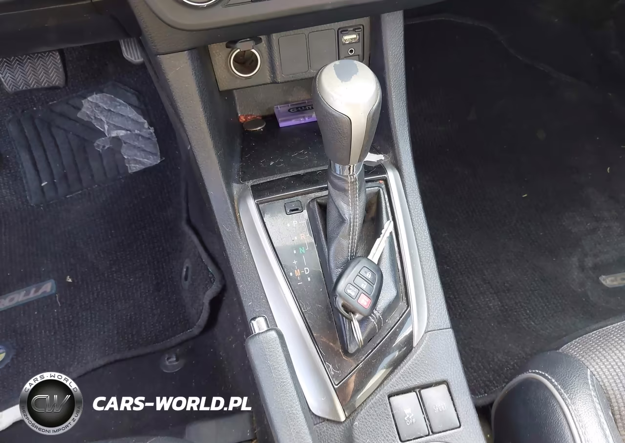 2014 Toyota Corolla S Plus VIN:5YFBURHE0EP048726 - 11