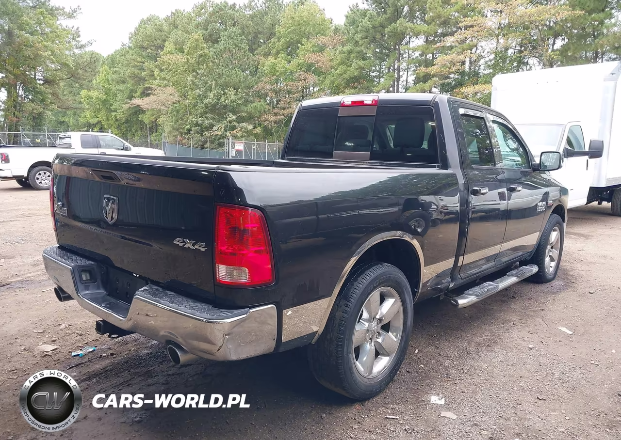 2015 Ram 1500 Big Horn VIN:1C6RR7GT7FS764051 - 4